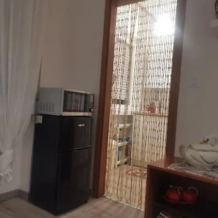 Monovano Elllen Grado Buitenkant foto